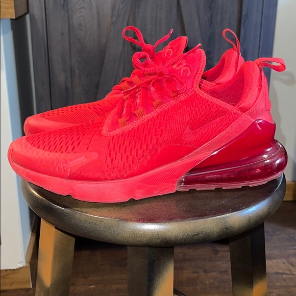 Nike Other - Nike Air 270 Sneakers